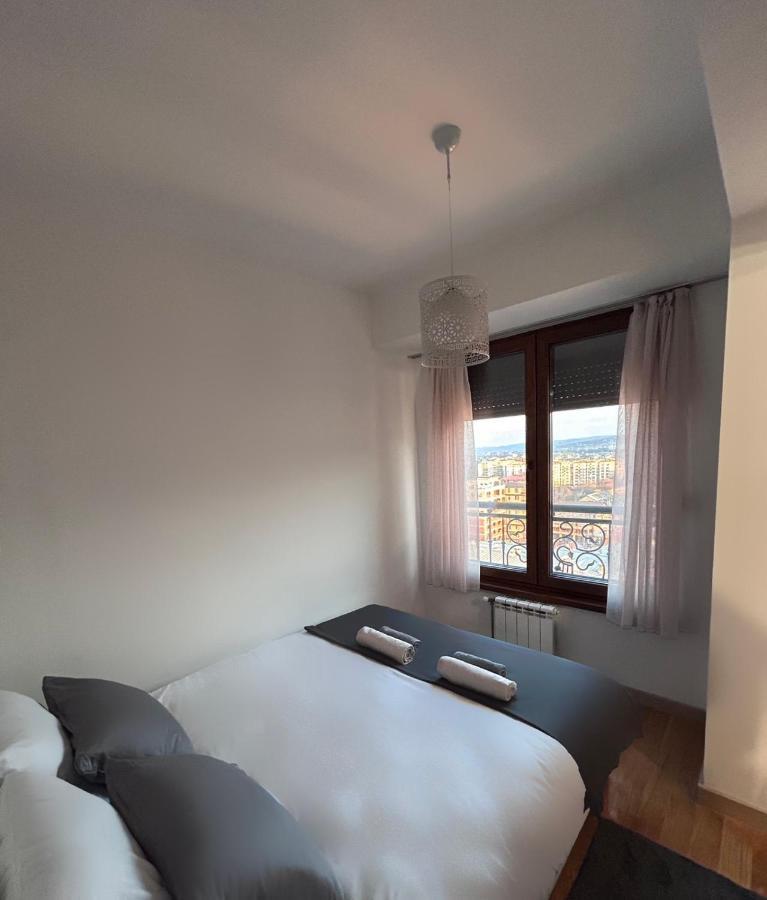 Apartments Empire - Adora Flatiron Skopje Ngoại thất bức ảnh